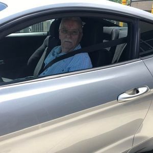 Meet your Posher, Larry